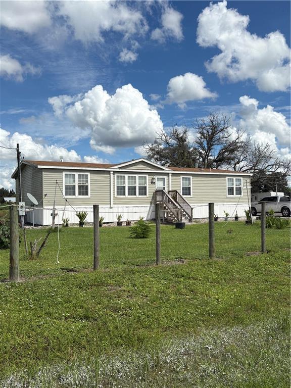 455 N Datil St Property Photo 2