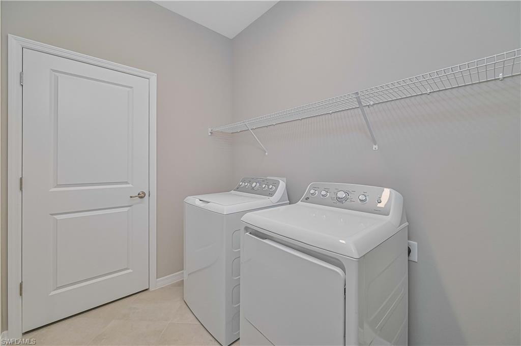 20550 Hazelnut Ct S Property Photo 29