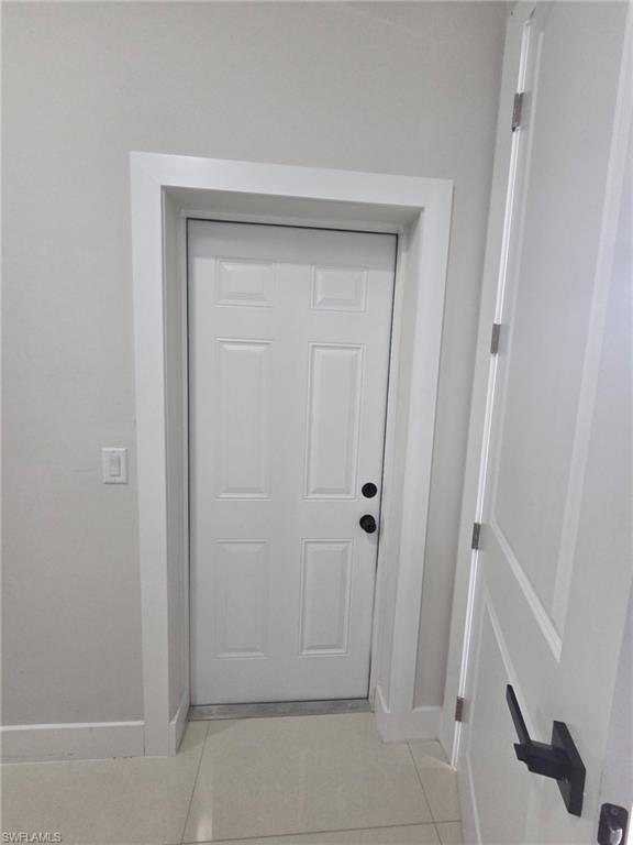 432 Raymer St Property Photo 13