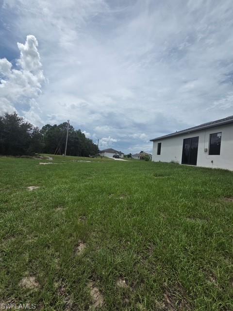 432 Raymer St Property Photo 20