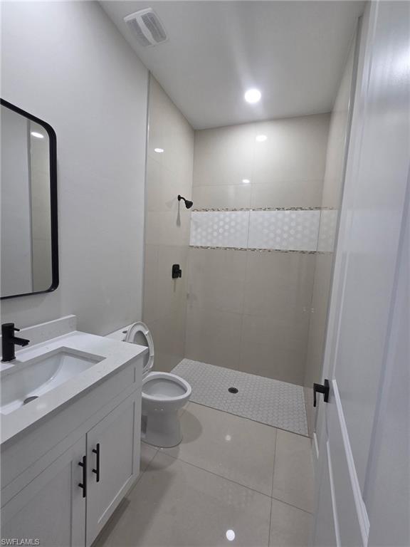 432 Raymer St Property Photo 27