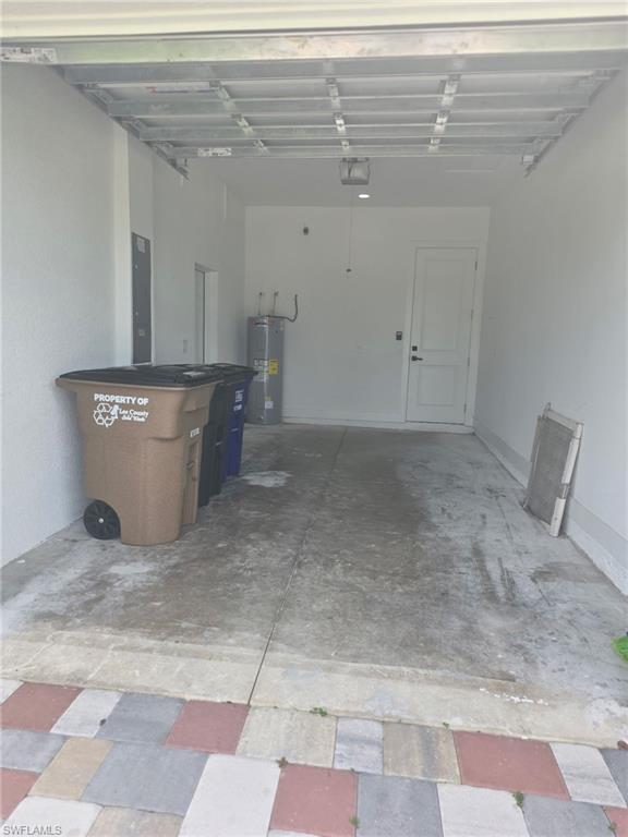432 Raymer St Property Photo 28