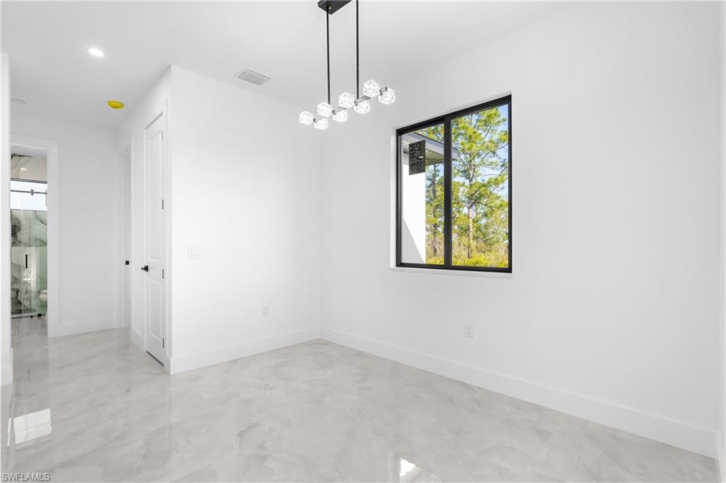 641 Camilla St E Property Photo 8