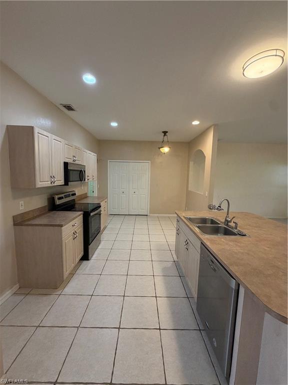 721 Milwaukee Blvd Property Photo 4