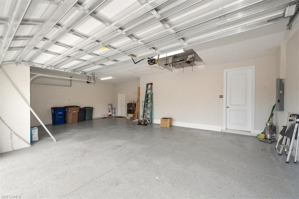14141 Roof St Property Photo 30