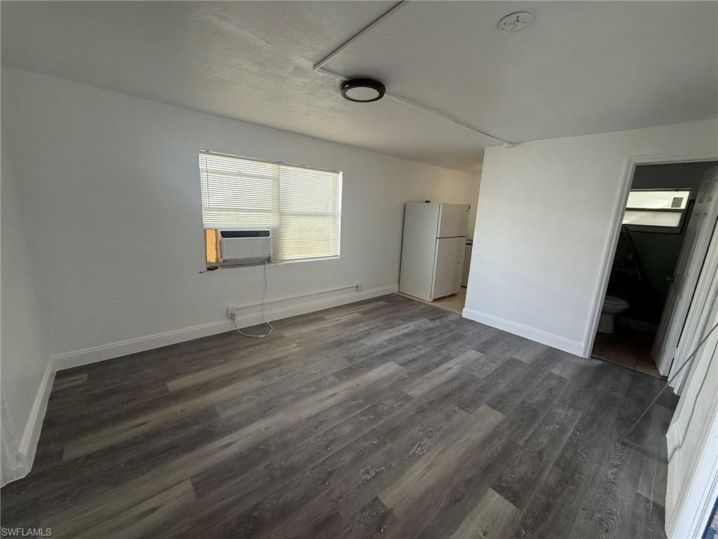 3049 2nd St 4 Property Photo 4