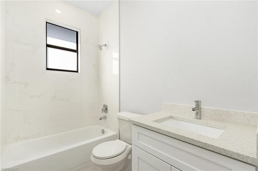 2708 Diplomat Pkwy W Property Photo 17