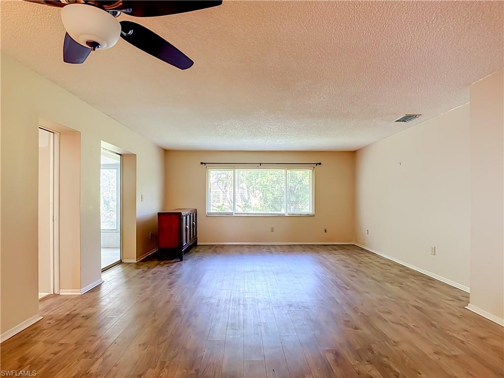 842 Pangola Dr Property Photo 13