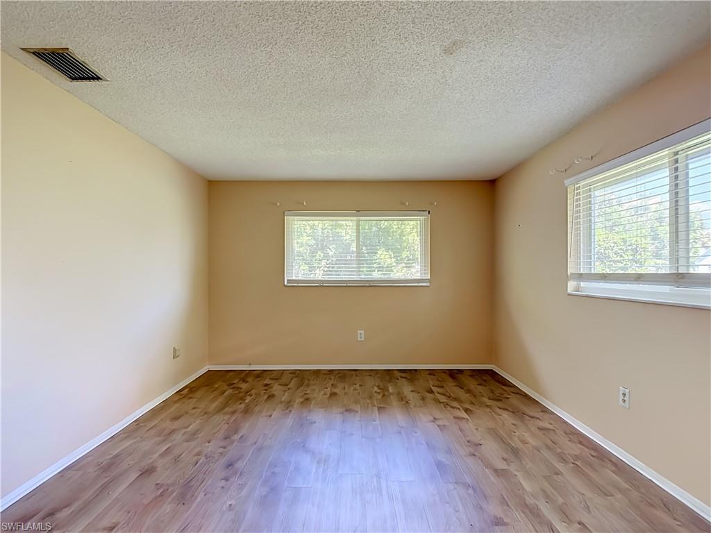842 Pangola Dr Property Photo 22