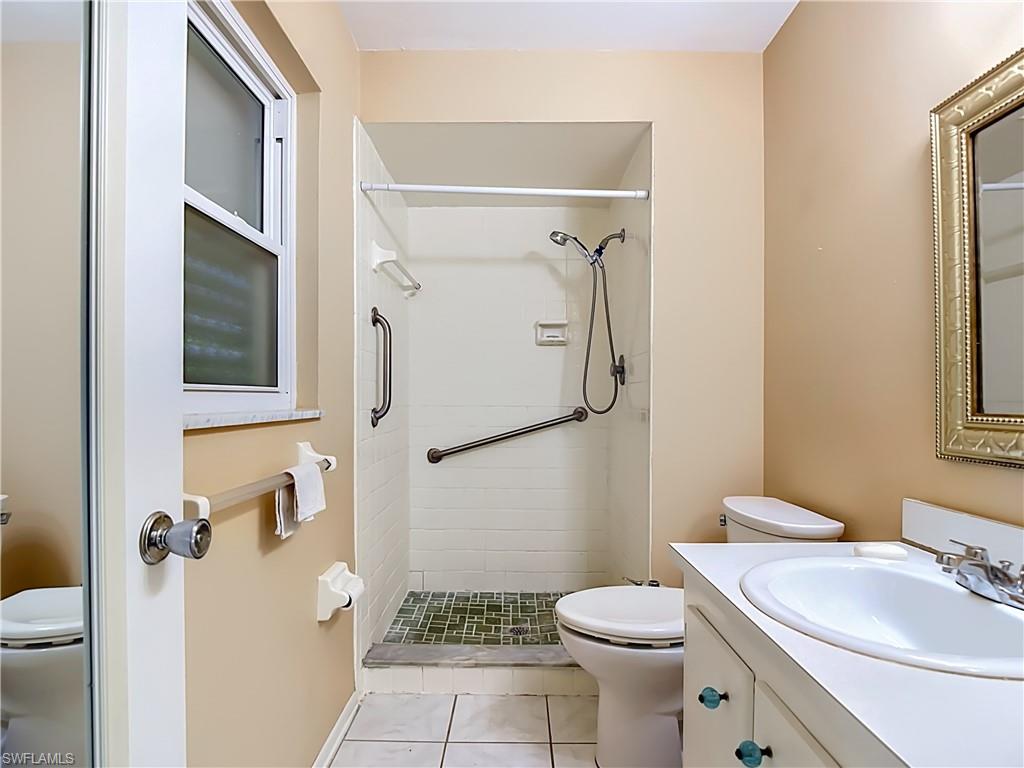 842 Pangola Dr Property Photo 26