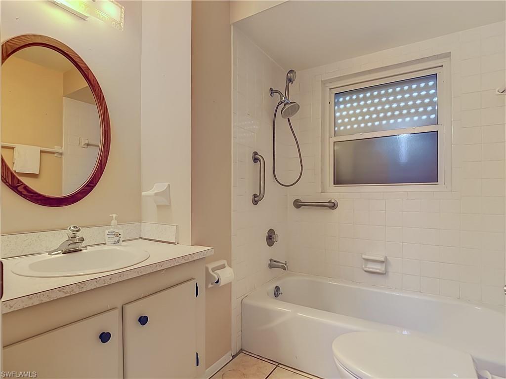 842 Pangola Dr Property Photo 28