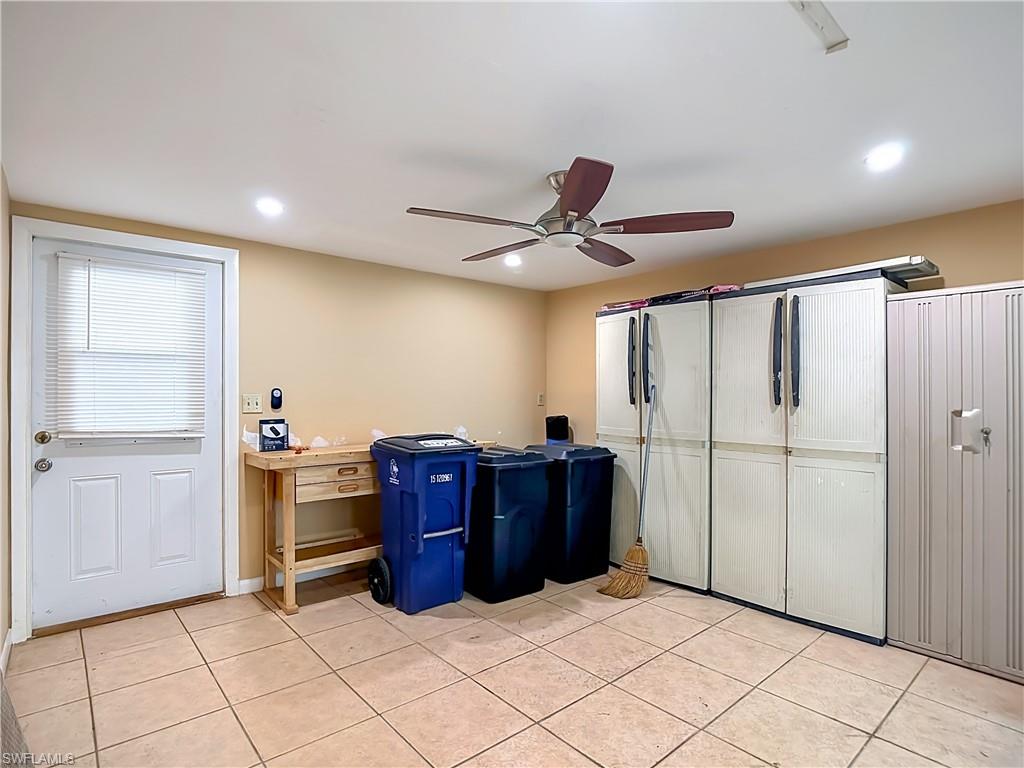 842 Pangola Dr Property Photo 31