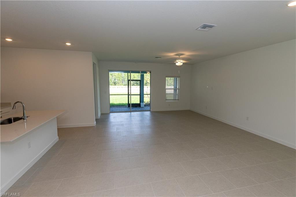 45126 Pipevine Cir Property Photo 9