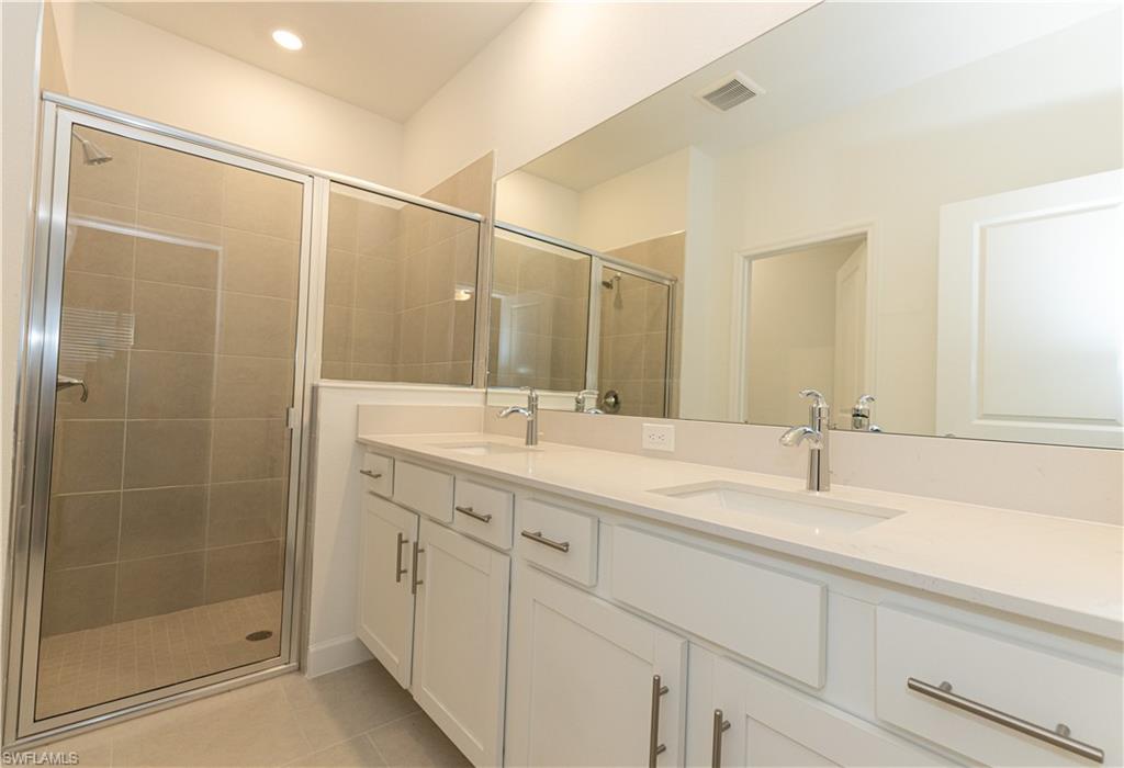 45126 Pipevine Cir Property Photo 14