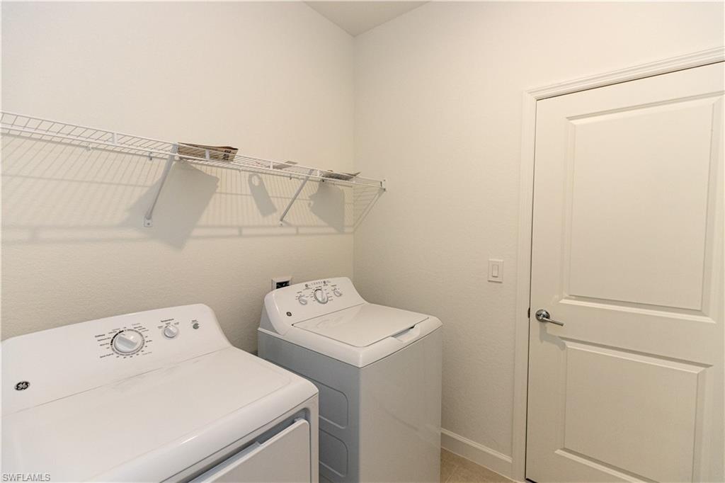 45126 Pipevine Cir Property Photo 18