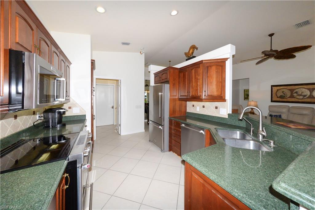 14856 Crescent Cove Dr Property Photo 14