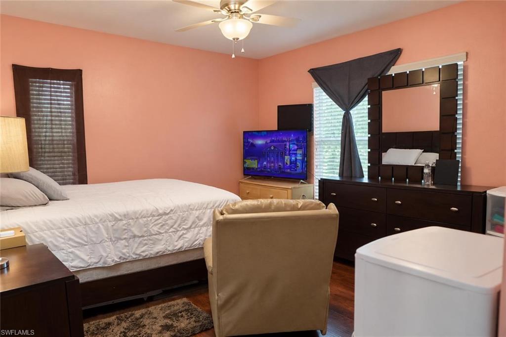 21223 Braxfield Loop Property Photo 8