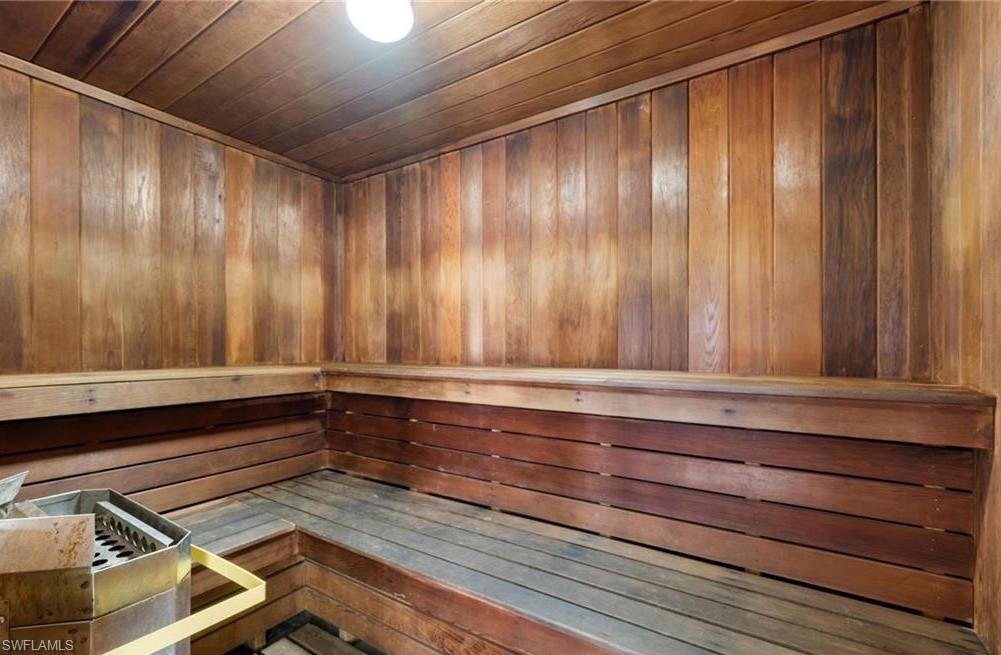 12620 Equestrian Cir 1710 Property Photo 28