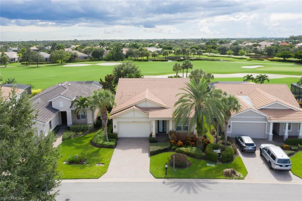 12625 Fairway Cove Ct Property Photo 2