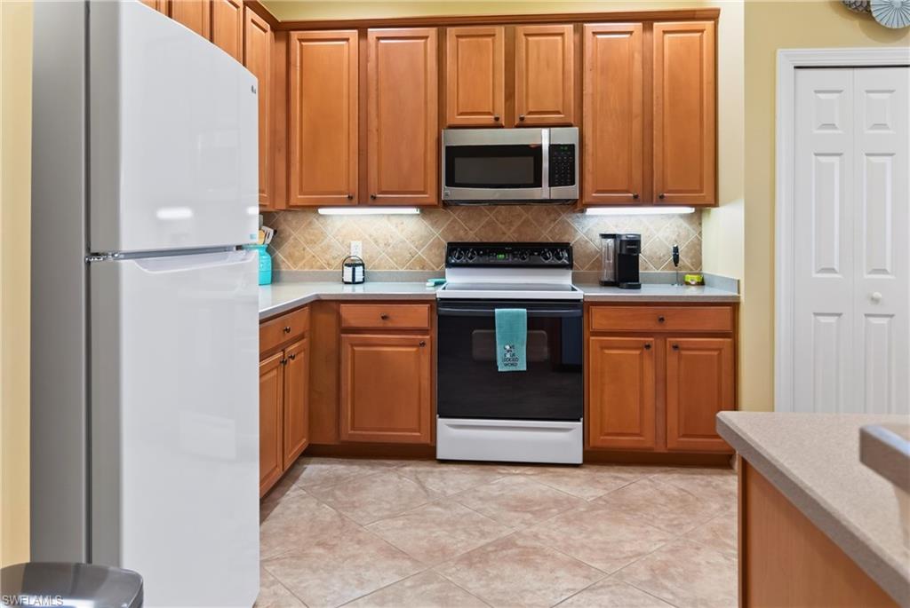 12052 Brassie Bend C201 Property Photo 6