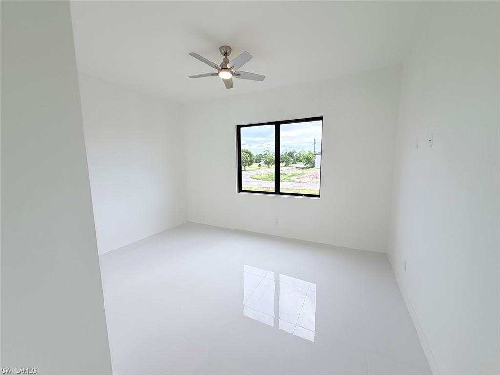 3046 Nw 41st Pl Property Photo 27