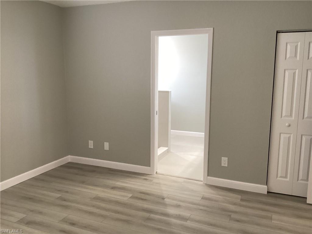 9806 Roundstone Cir Property Photo 12
