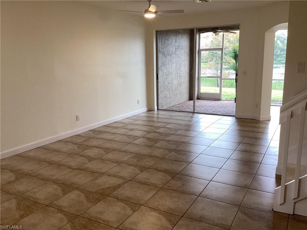9806 Roundstone Cir Property Photo 16
