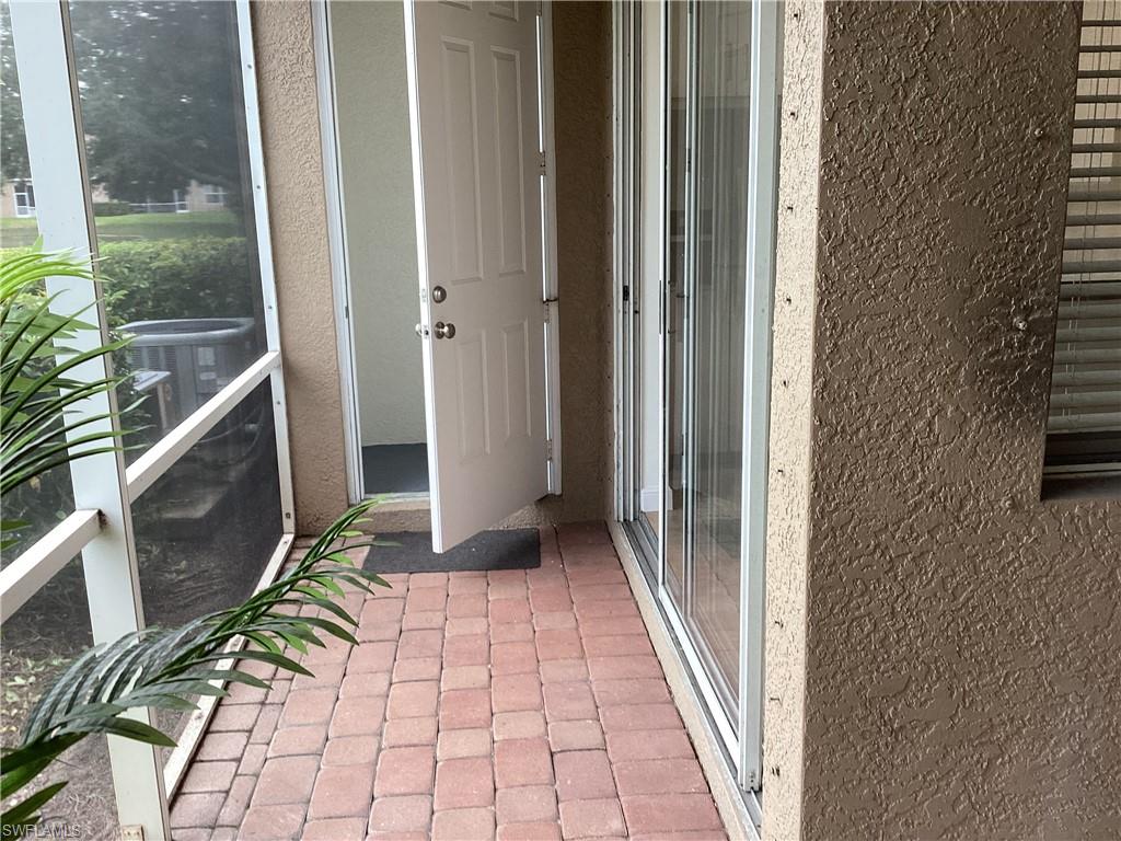 9806 Roundstone Cir Property Photo 19