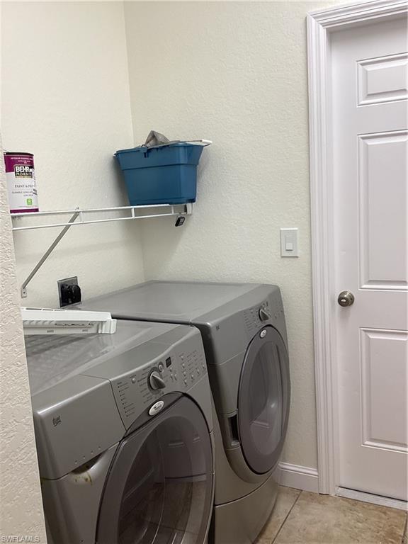 9806 Roundstone Cir Property Photo 21