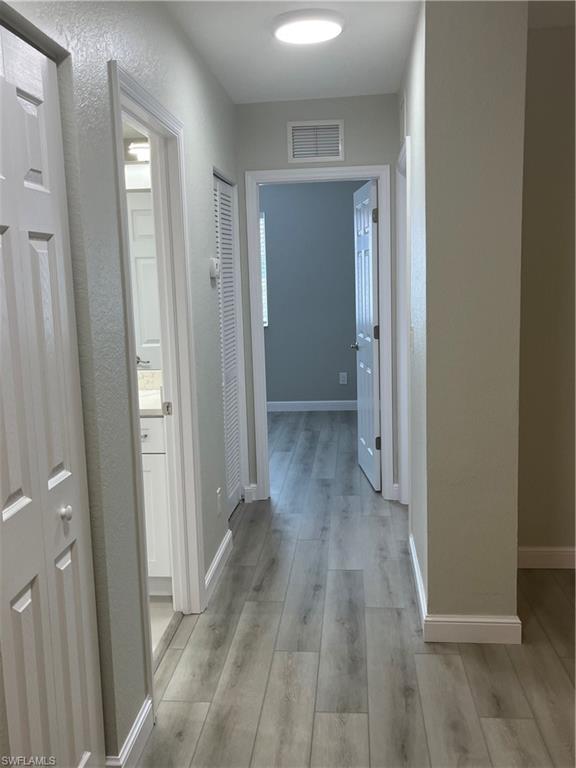 9806 Roundstone Cir Property Photo 22