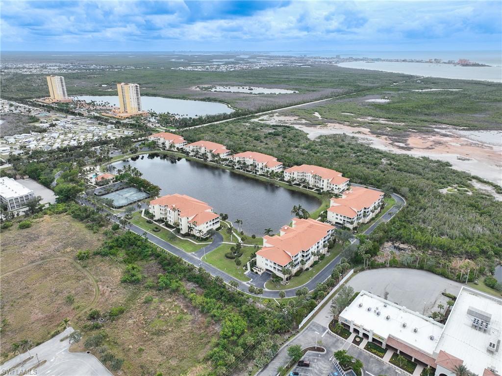 20051 Sanibel View Cir 303 Property Photo 2