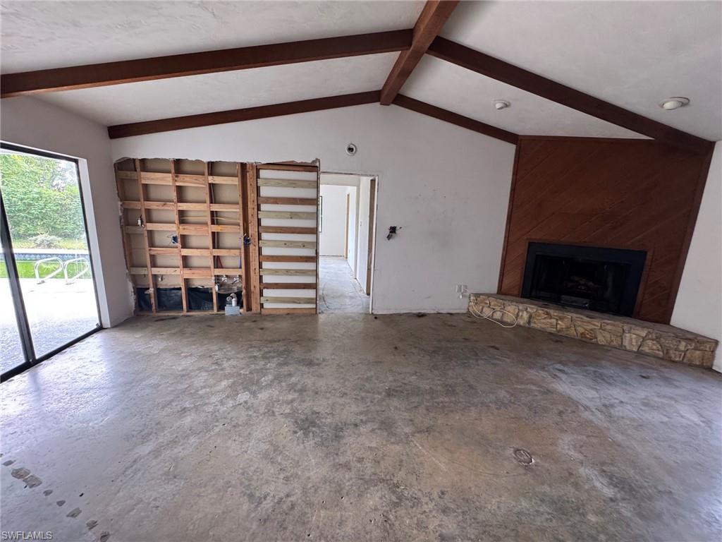 2215 Treehaven Cir N Property Photo 9