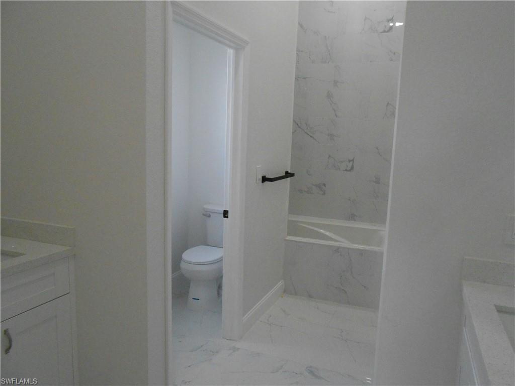 2809 55th St W Property Photo 17