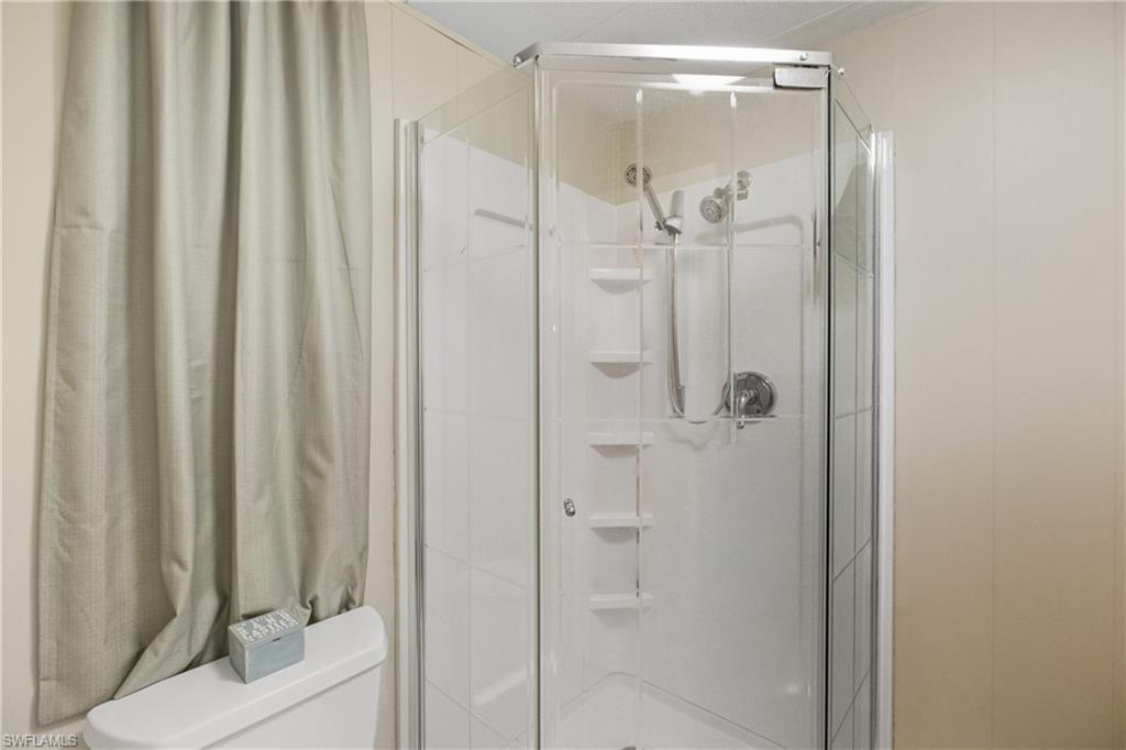 515 Blossom Ct Property Photo 25