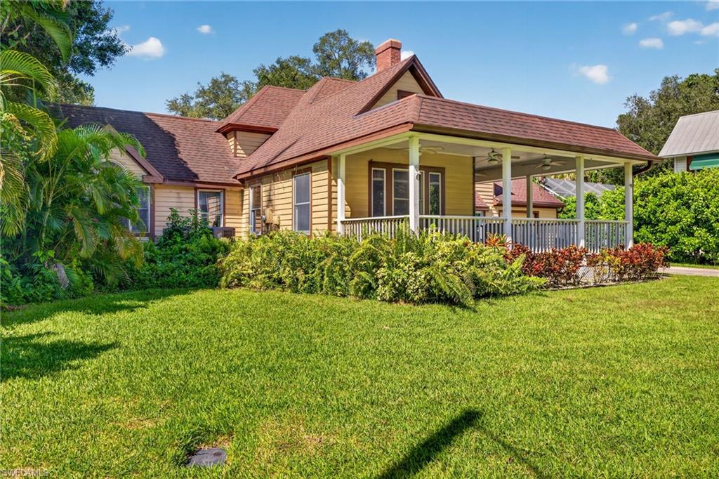 1460 Manuels Dr Property Photo 3