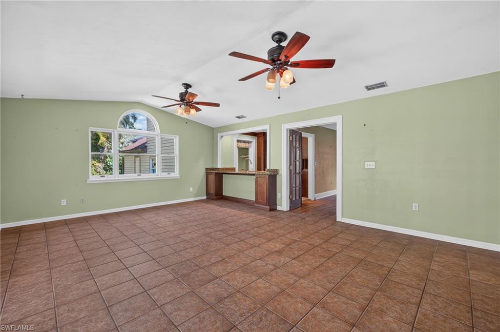 1460 Manuels Dr Property Photo 9
