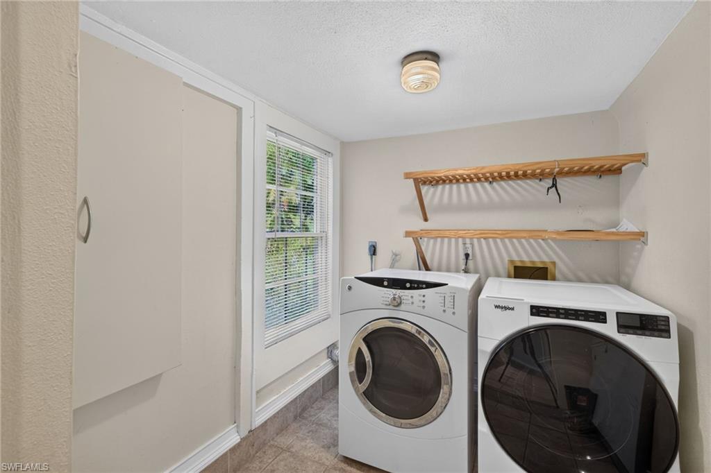 1460 Manuels Dr Property Photo 35