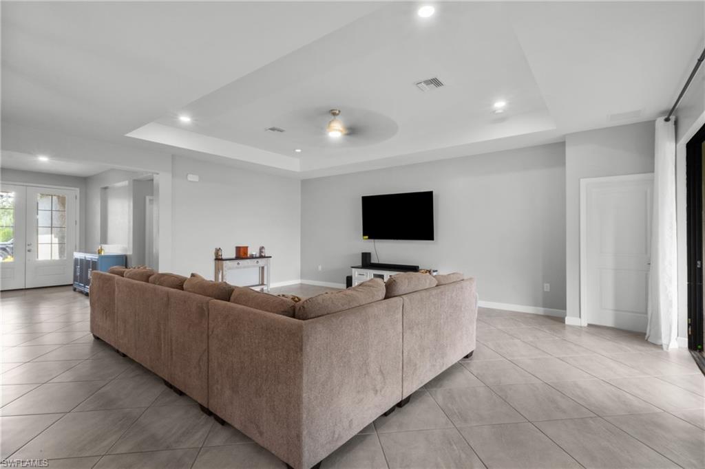 11387 Canopy Loop Property Photo 4