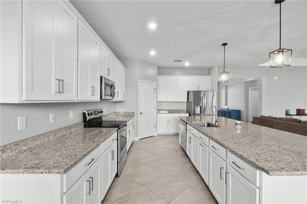 11387 Canopy Loop Property Photo 10