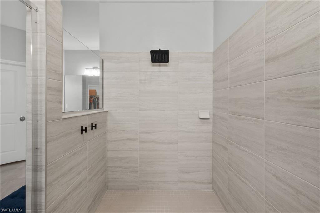 11387 Canopy Loop Property Photo 21