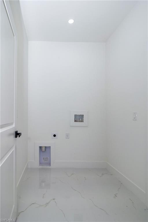 945 Commodore St Property Photo 22