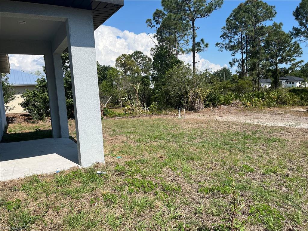 2617 41st St W Property Photo 15