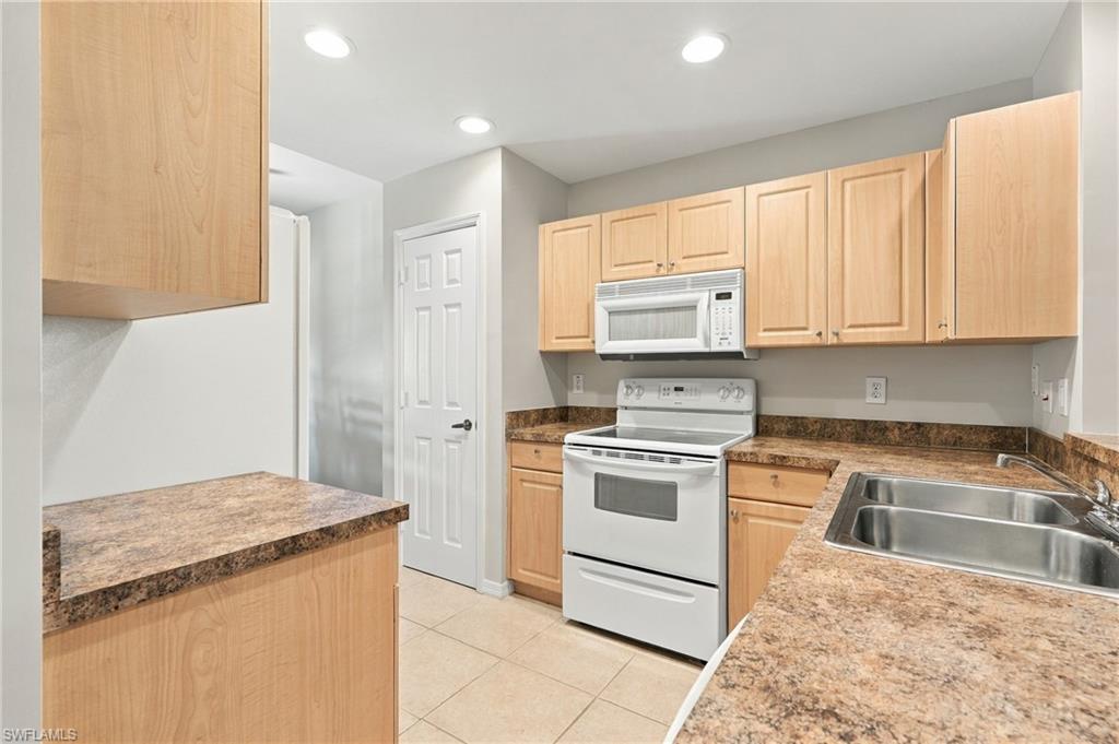 15999 Mandolin Bay Dr 202 Property Photo 18