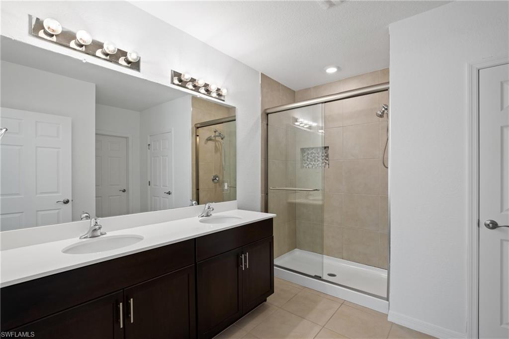 2261 Webster Rd Property Photo 15