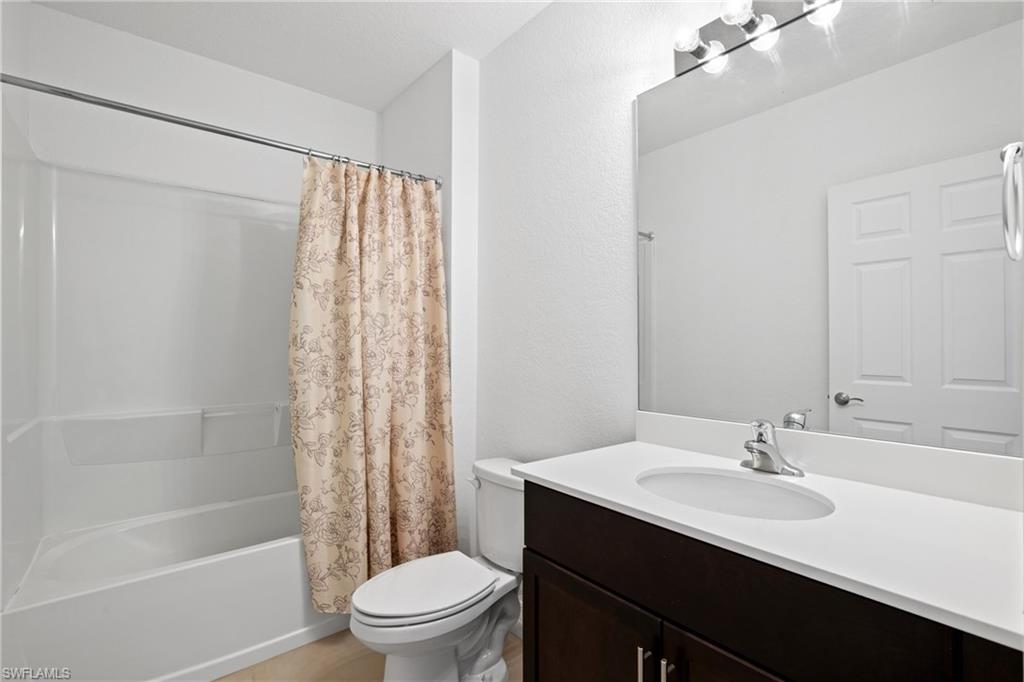 2261 Webster Rd Property Photo 18