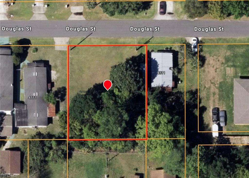 20-19-30-501-0000-2200 Douglas St Property Photo 1