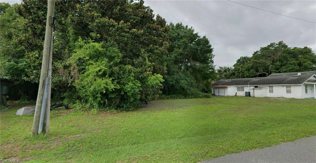 20-19-30-501-0000-2200 Douglas St Property Photo 4
