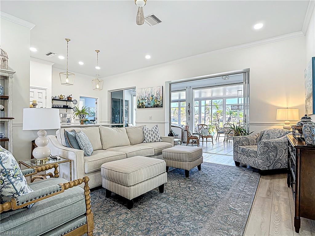 2026038250 Property Photo 18