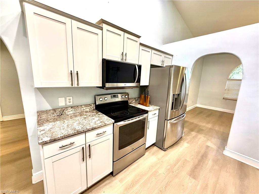 711 Sawyer St Property Photo 7