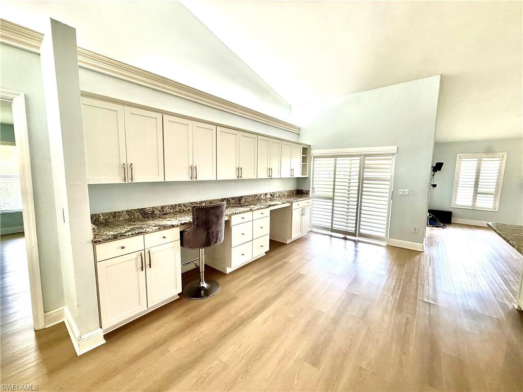 711 Sawyer St Property Photo 17